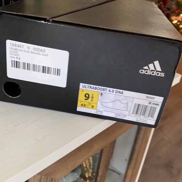 Adidas Ultraboost 4.0 Men’s 9.5